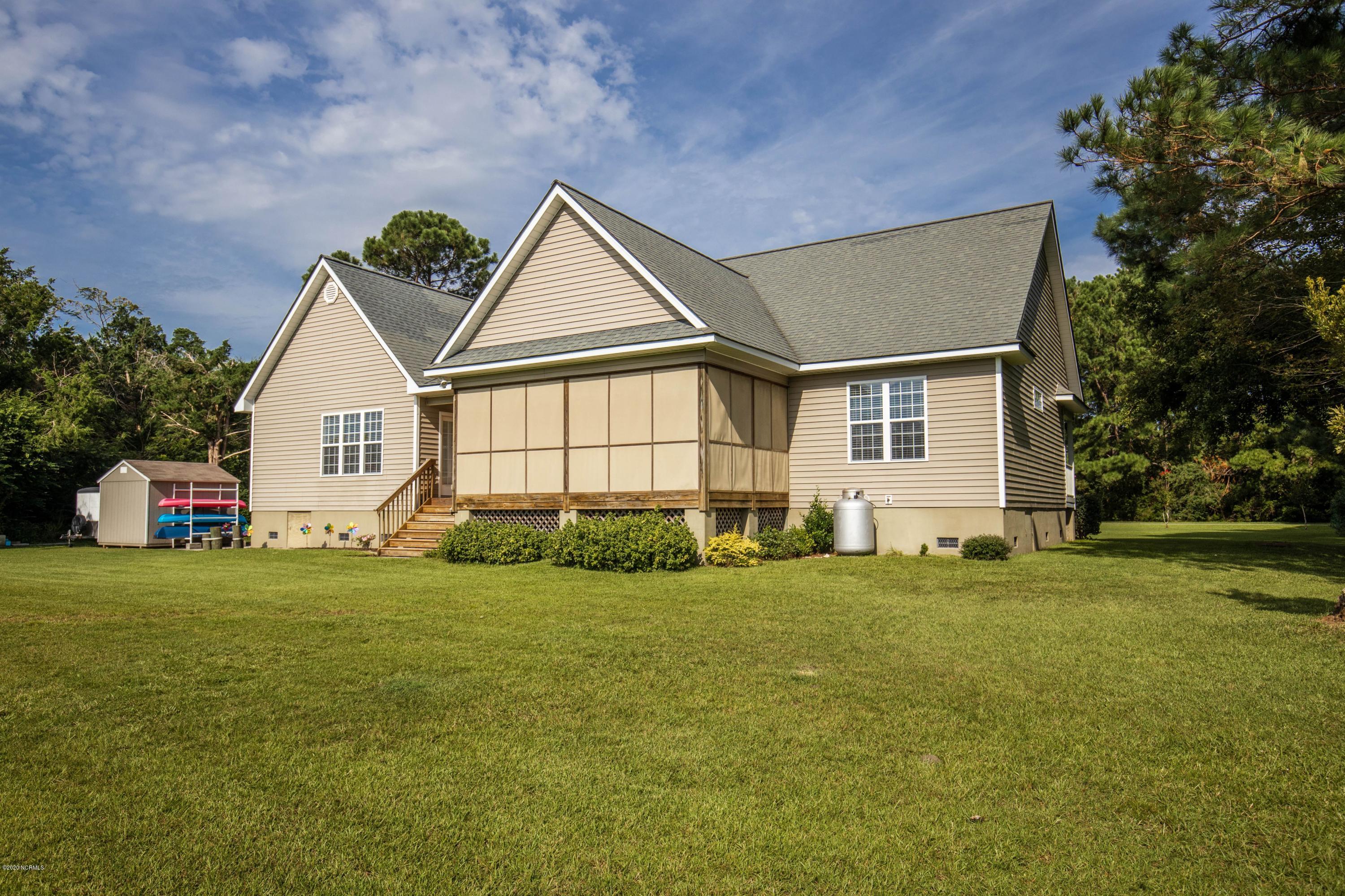 135 Heron Point Road Beaufort, NC 28516 - Photo 37 of 60 Back View of Home