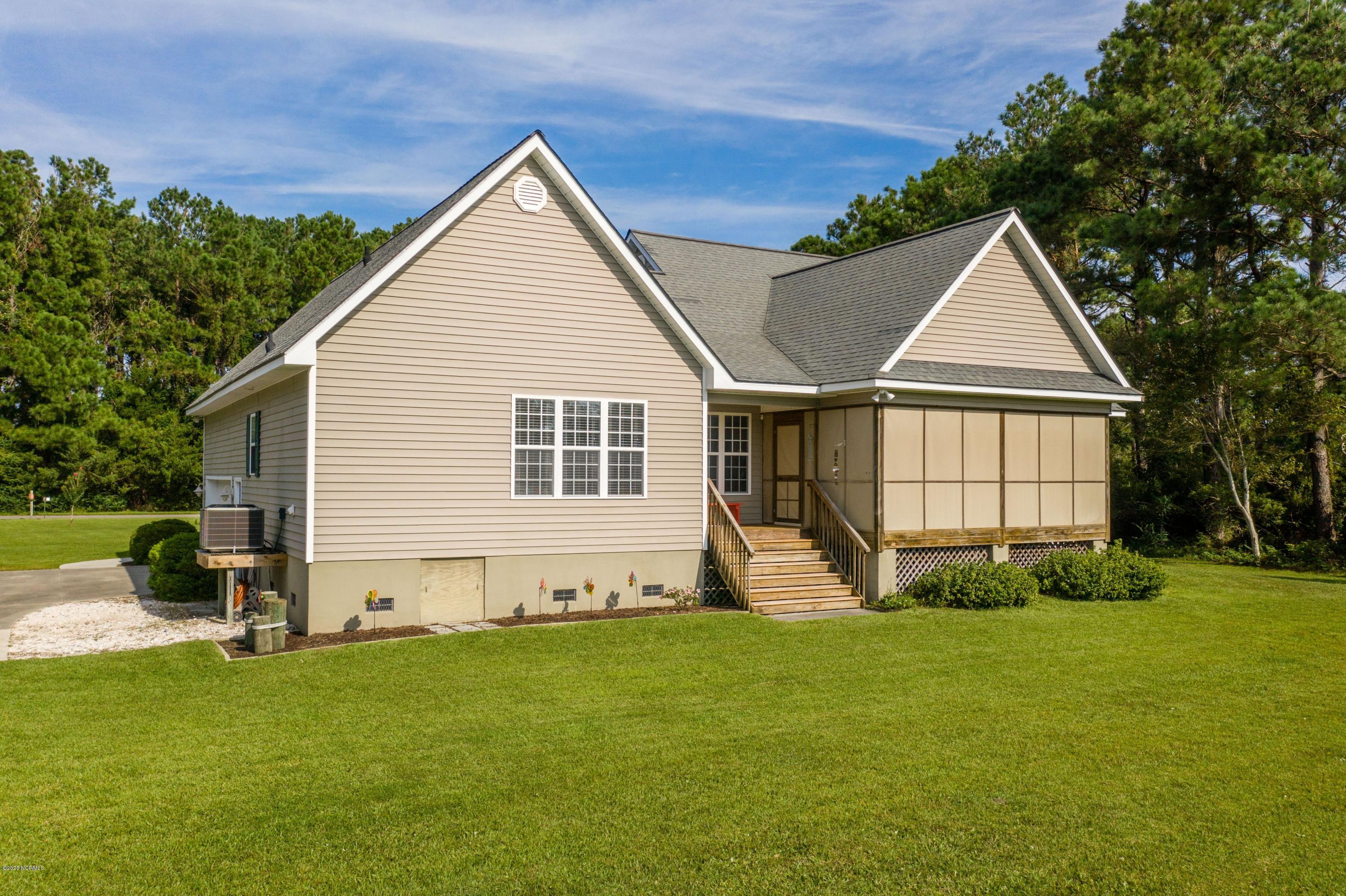 135 Heron Point Road Beaufort, NC 28516 - Photo 38 of 60 Back View of Home
