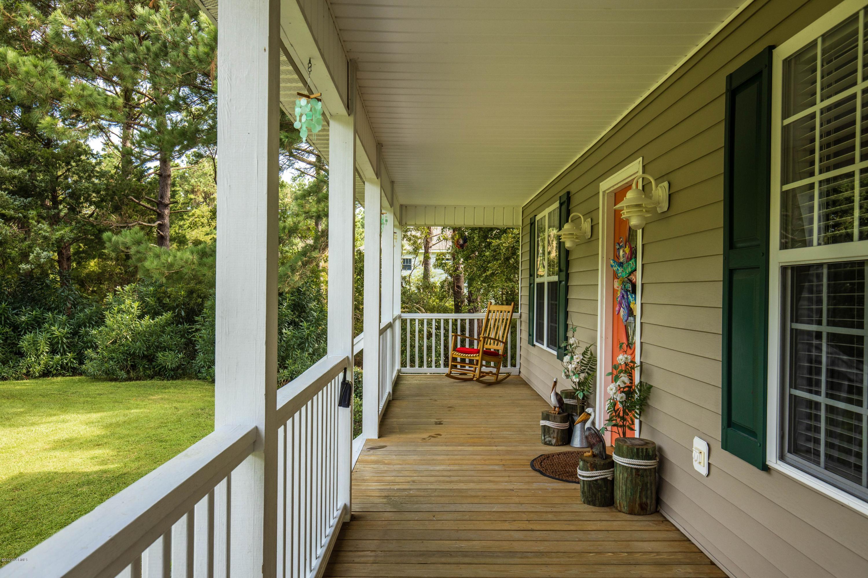 135 Heron Point Road Beaufort, NC 28516 - Photo 4 of 60 Covered Front Porch