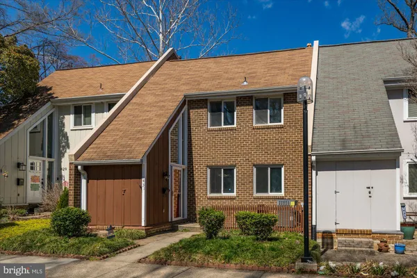 $769,000 | 1431 Greenmont Court, Reston, VA 20190