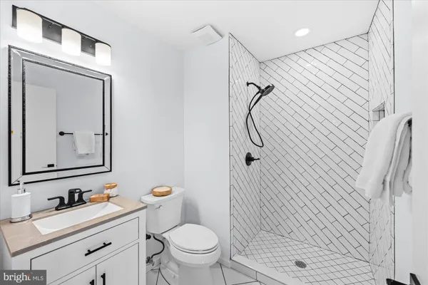 $769,000 | 1431 Greenmont Court, Reston, VA 20190