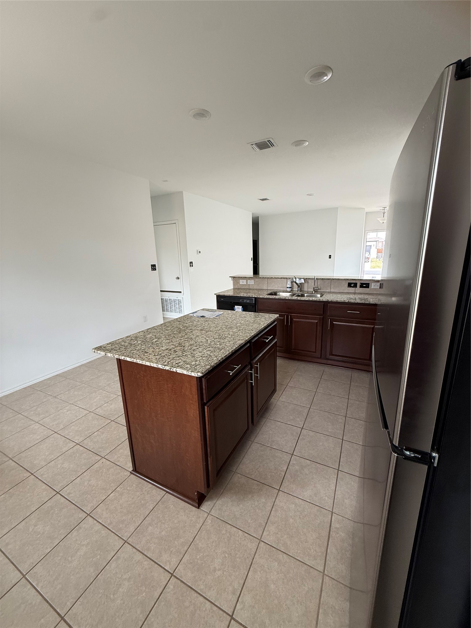 324 Harper Lane Georgetown, TX 78626 - Photo 5 of 14 From Back entry