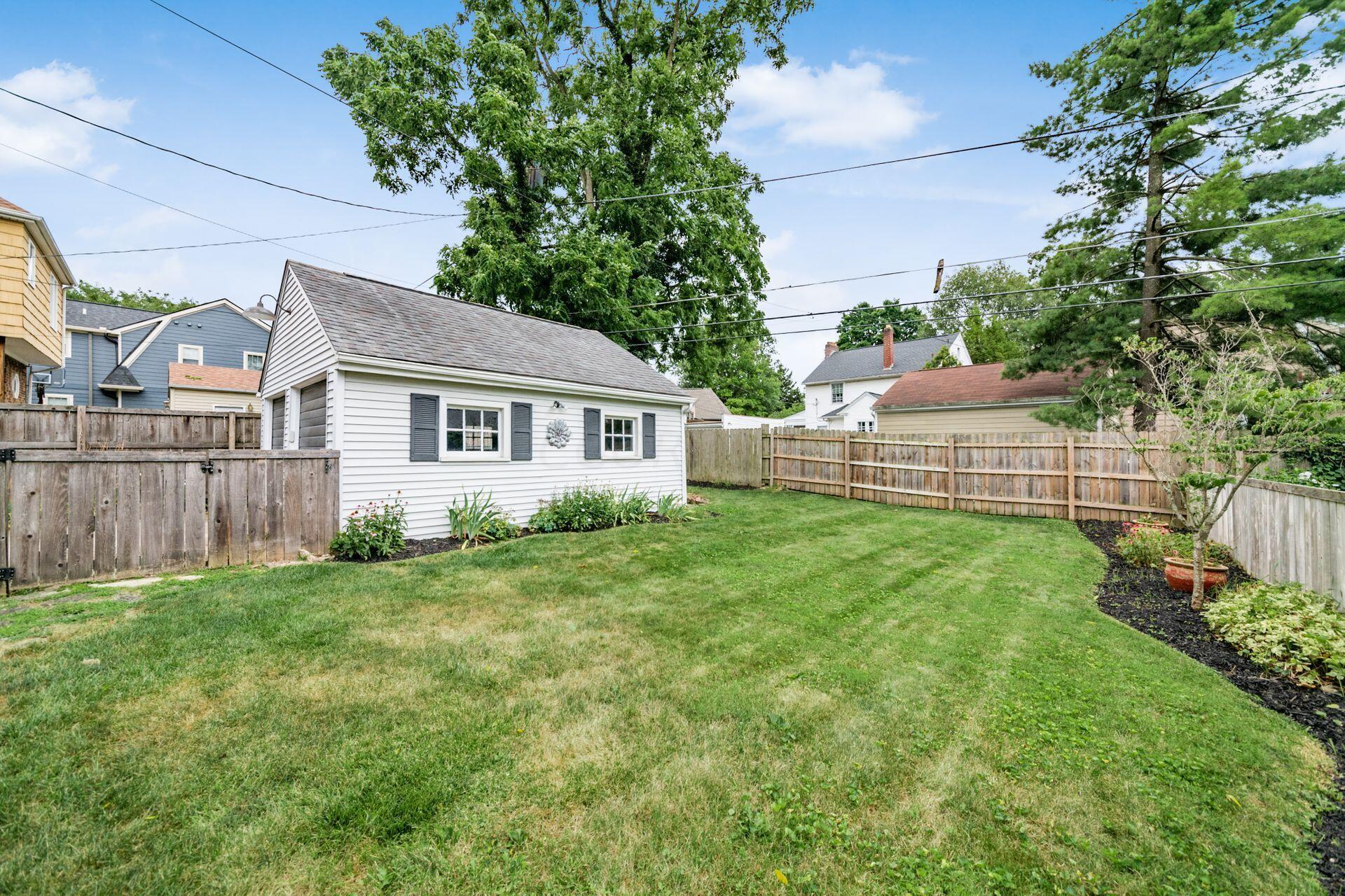 173 Winthrop Road Columbus, OH 43214 - Photo 40 of 65 047_ Rd Columbus OH 43214 USA