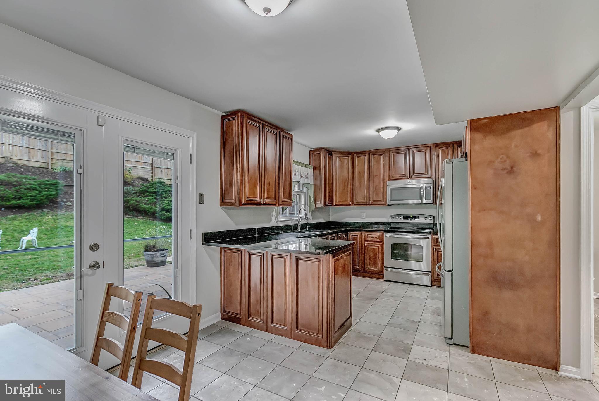2608 Village Lane Silver Spring, MD 20906 - Photo 13 of 43 Updated table space kitchen