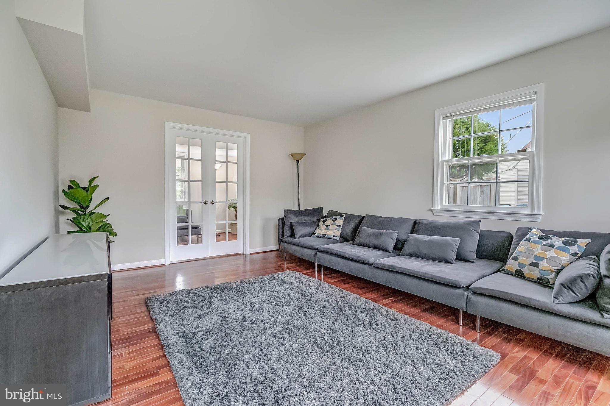 2608 Village Lane Silver Spring, MD 20906 - Photo 10 of 43 Formal living room