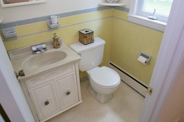 14 Westview Road Medfield, MA 02052 - Photo 13 of 19 Gallery Image 13