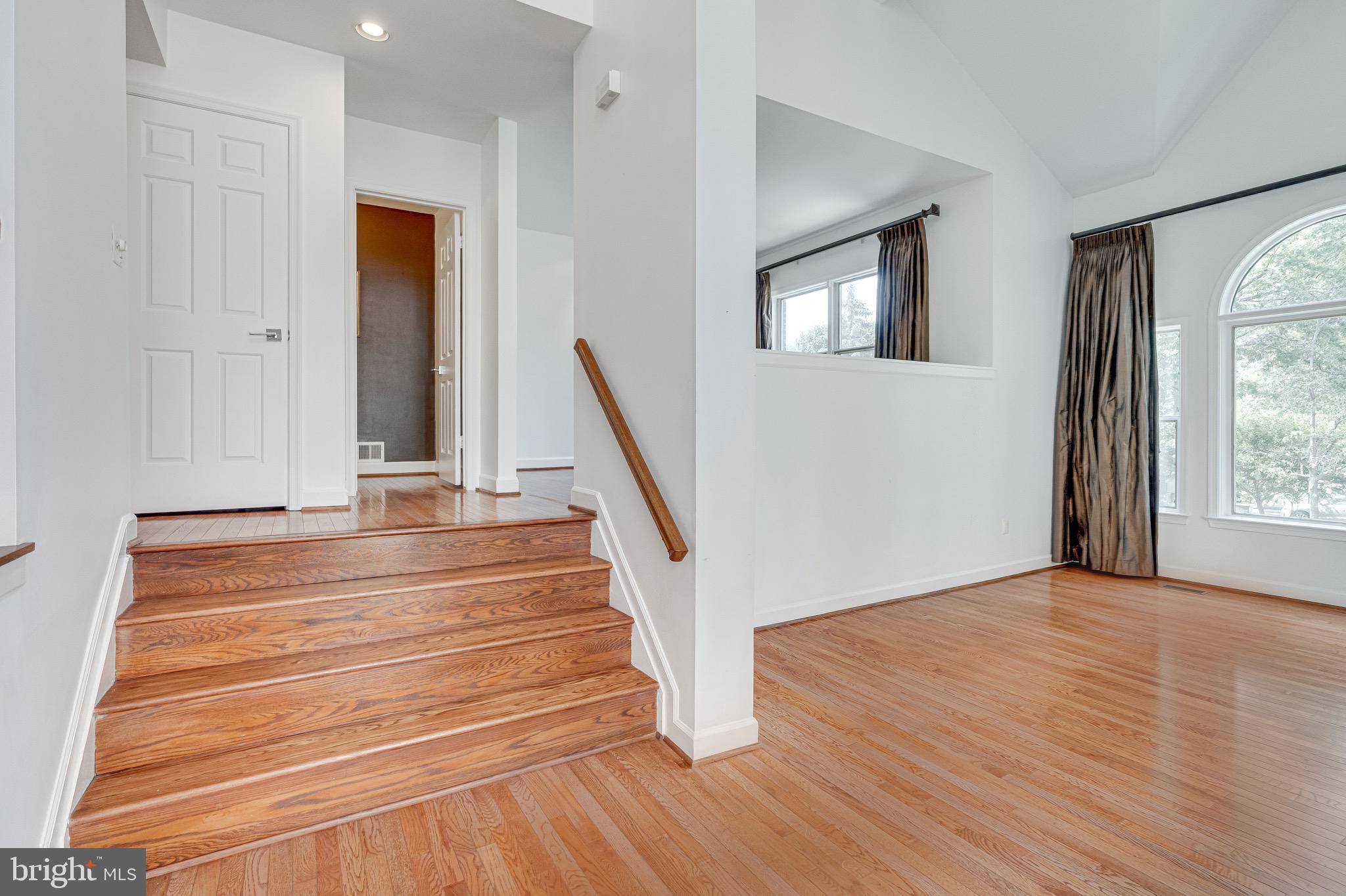 1498 Hampton Hill Circle McLean, VA 22101 - Photo 43 of 51