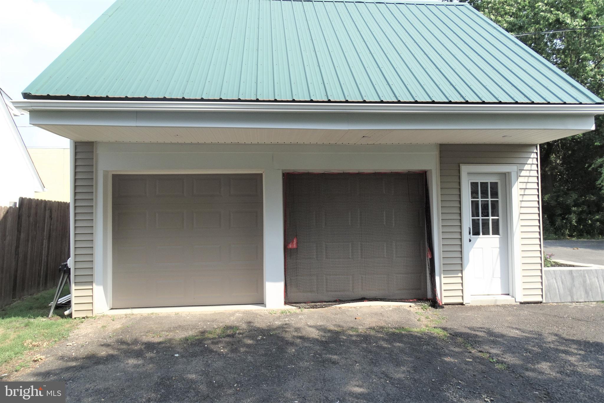 186 West Reliance Road Telford, PA 18969 - Photo 3 of 16 Gallery Image 3