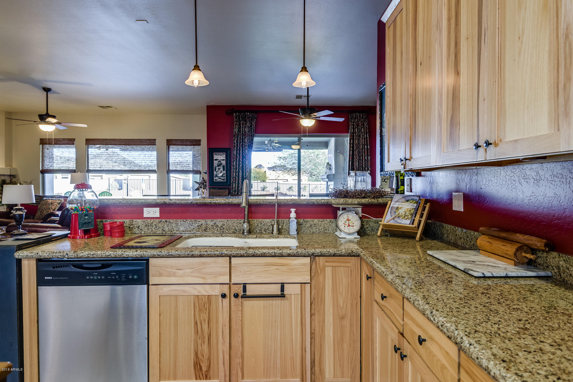 39009 North 2nd Place Phoenix, AZ 85086 - Photo 8 of 61 Kitchen (4)