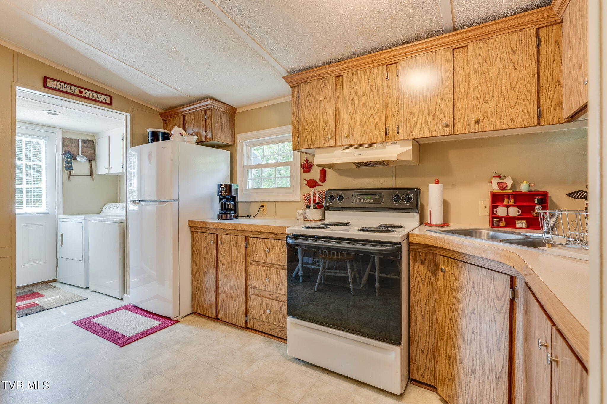 4151 Sugar Run Road Jonesville, VA 24263 - Photo 11 of 37 011