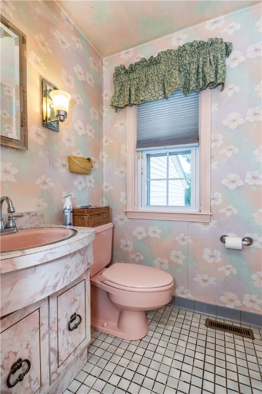 64 Riverfarm Road Cranston, RI 02910 - Photo 24 of 48