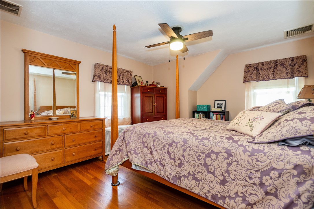 64 Riverfarm Road Cranston, RI 02910 - Photo 38 of 48