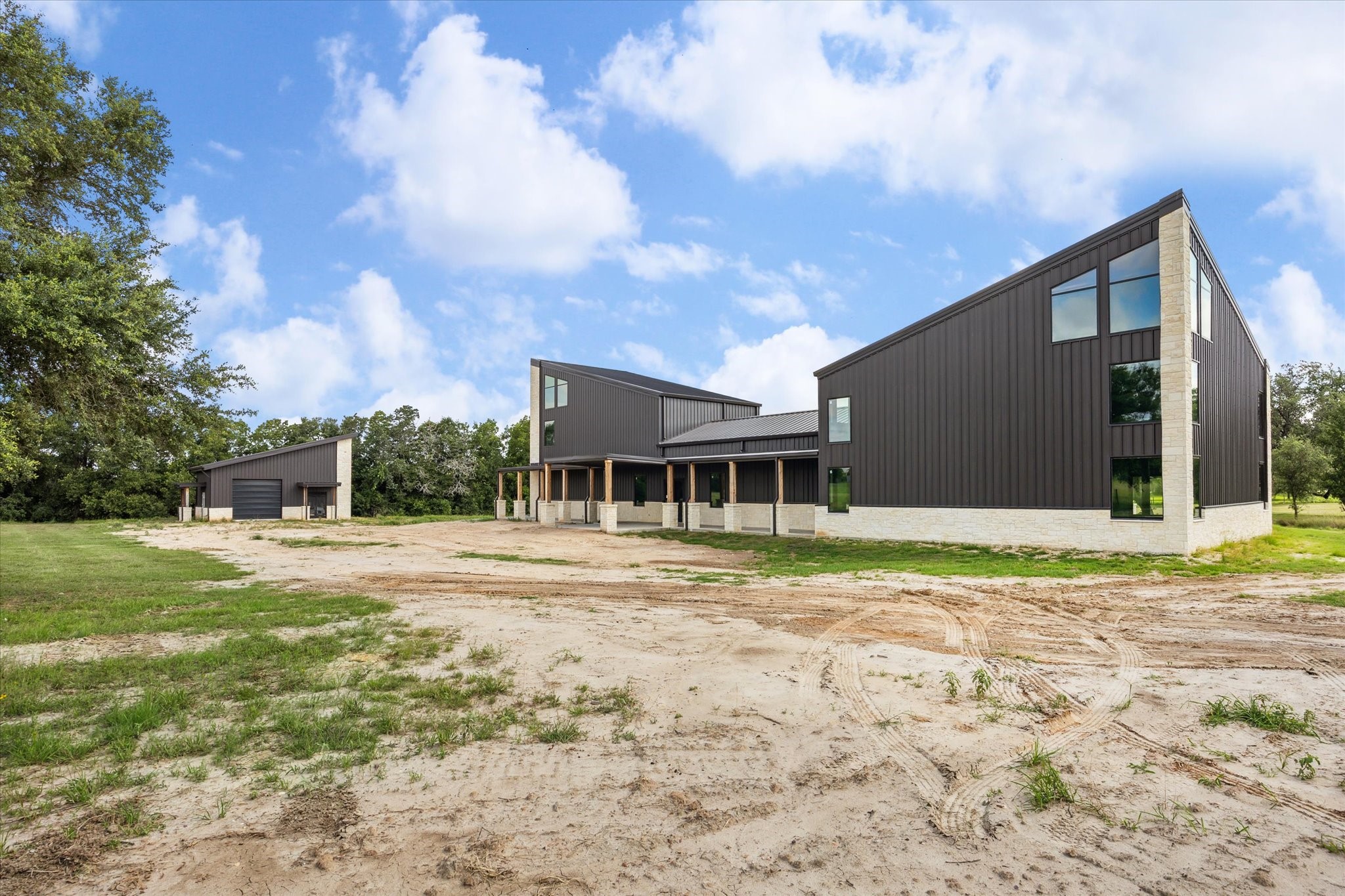 1286 Highway 237 Round Top, TX 78954 - Photo 7 of 24