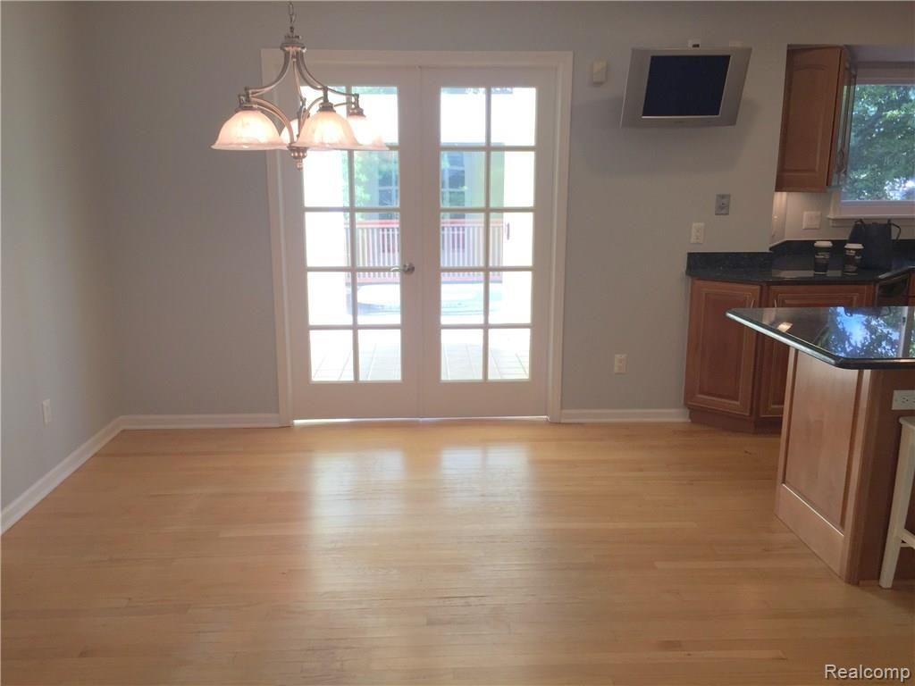 1044 Hidden Lane Rochester Hills, MI 48309 - Photo 16 of 46
