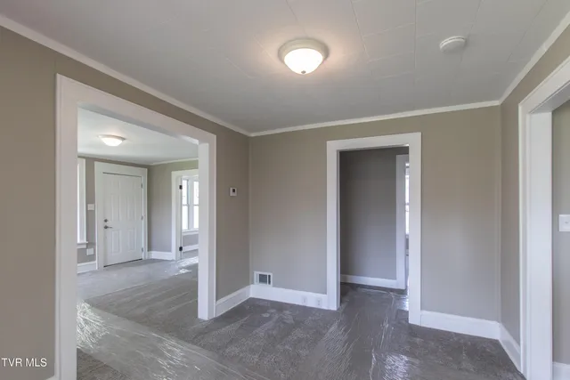 $499,000 | 2414 Bradley Street, Bristol, VA 24201