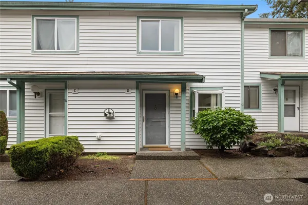 $290,000 | 1721 Southwest 318th Place, Unit 48D, Federal Way, WA 98023