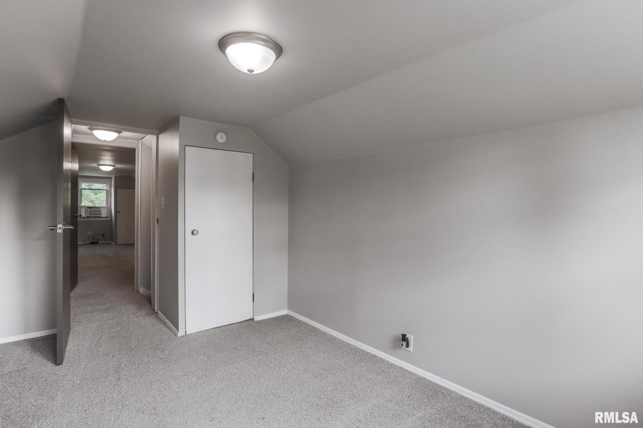 212 Albert Street Washington, IL 61571 - Photo 14 of 19