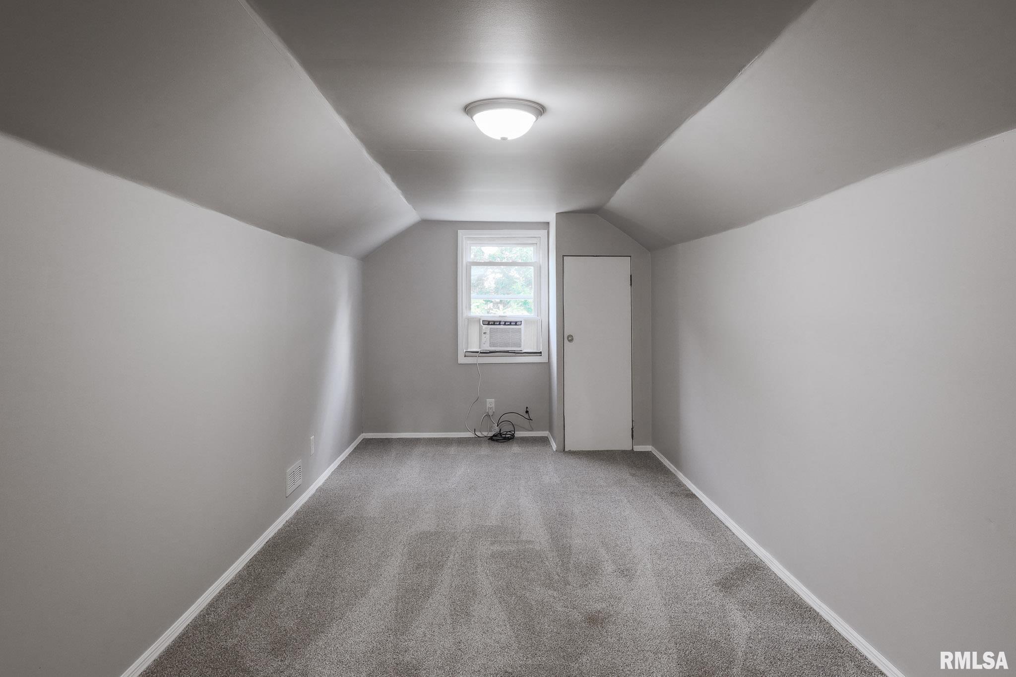 212 Albert Street Washington, IL 61571 - Photo 15 of 19