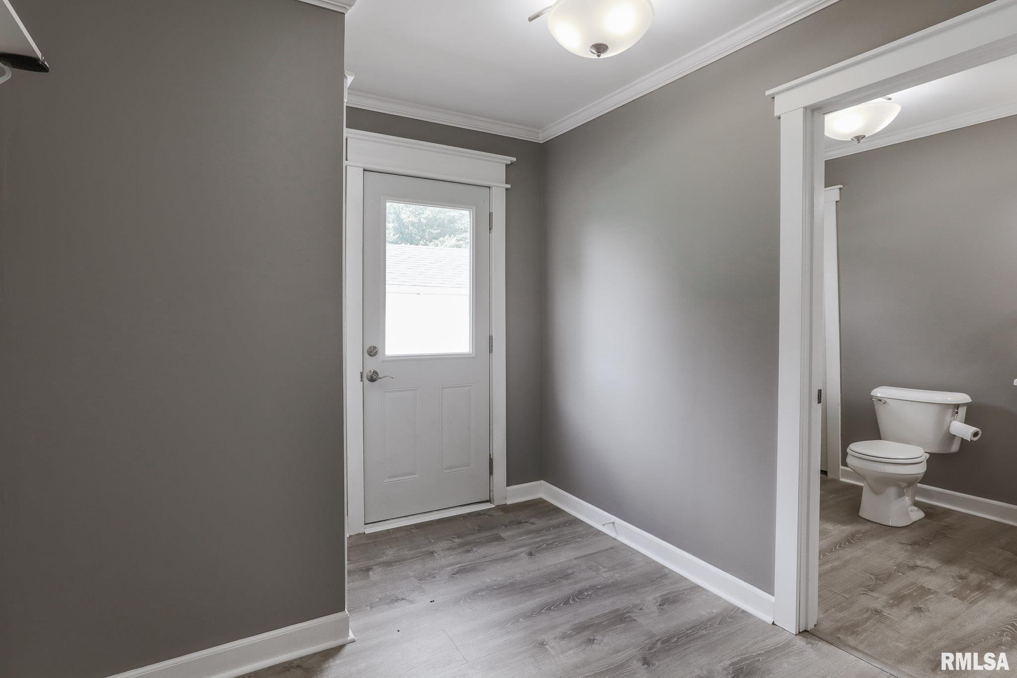 212 Albert Street Washington, IL 61571 - Photo 7 of 19