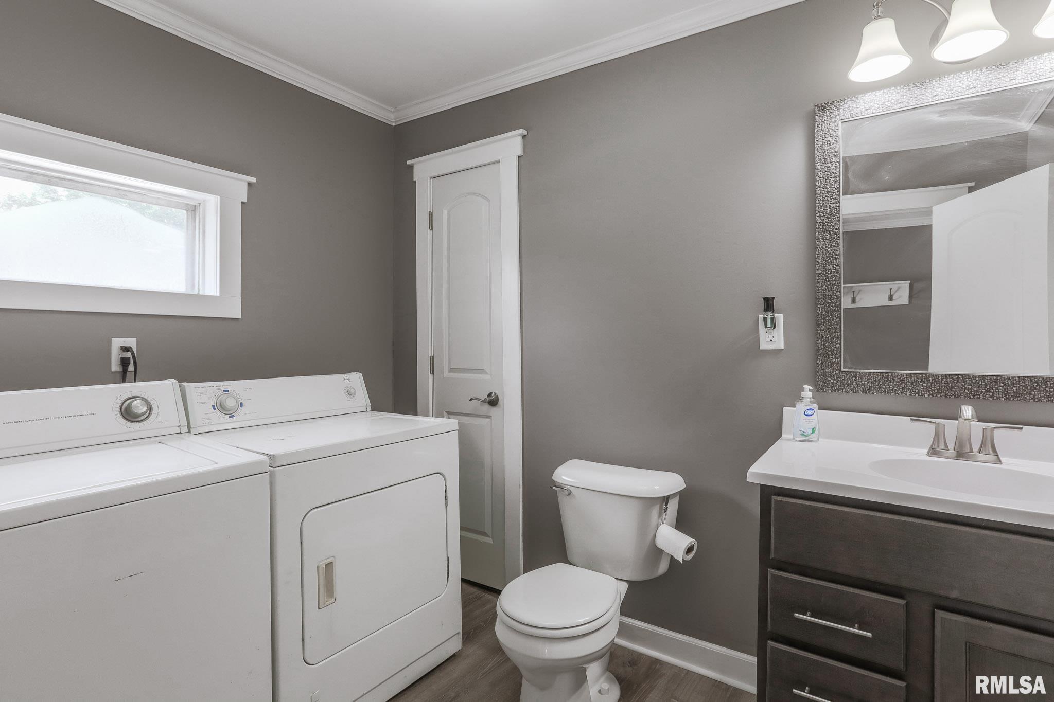 212 Albert Street Washington, IL 61571 - Photo 8 of 19