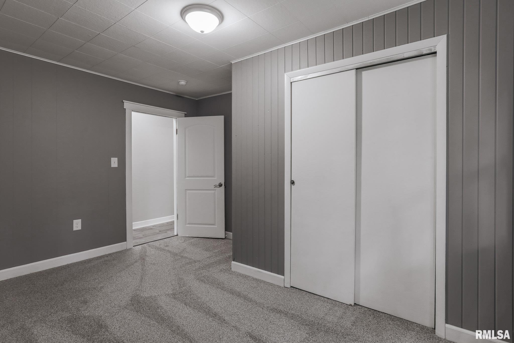 212 Albert Street Washington, IL 61571 - Photo 10 of 19