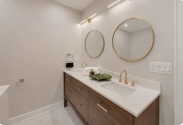 $620,000 | 4240 North McVicker Avenue, Chicago, IL 60634