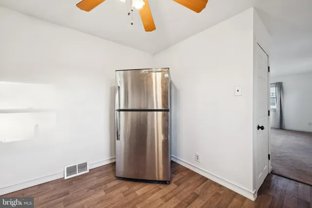 $2,400 | 610 Lee Avenue, Beverly, NJ 08010