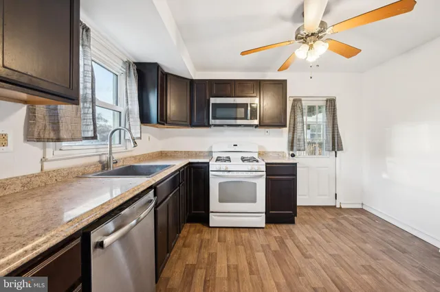 $2,400 | 610 Lee Avenue, Beverly, NJ 08010