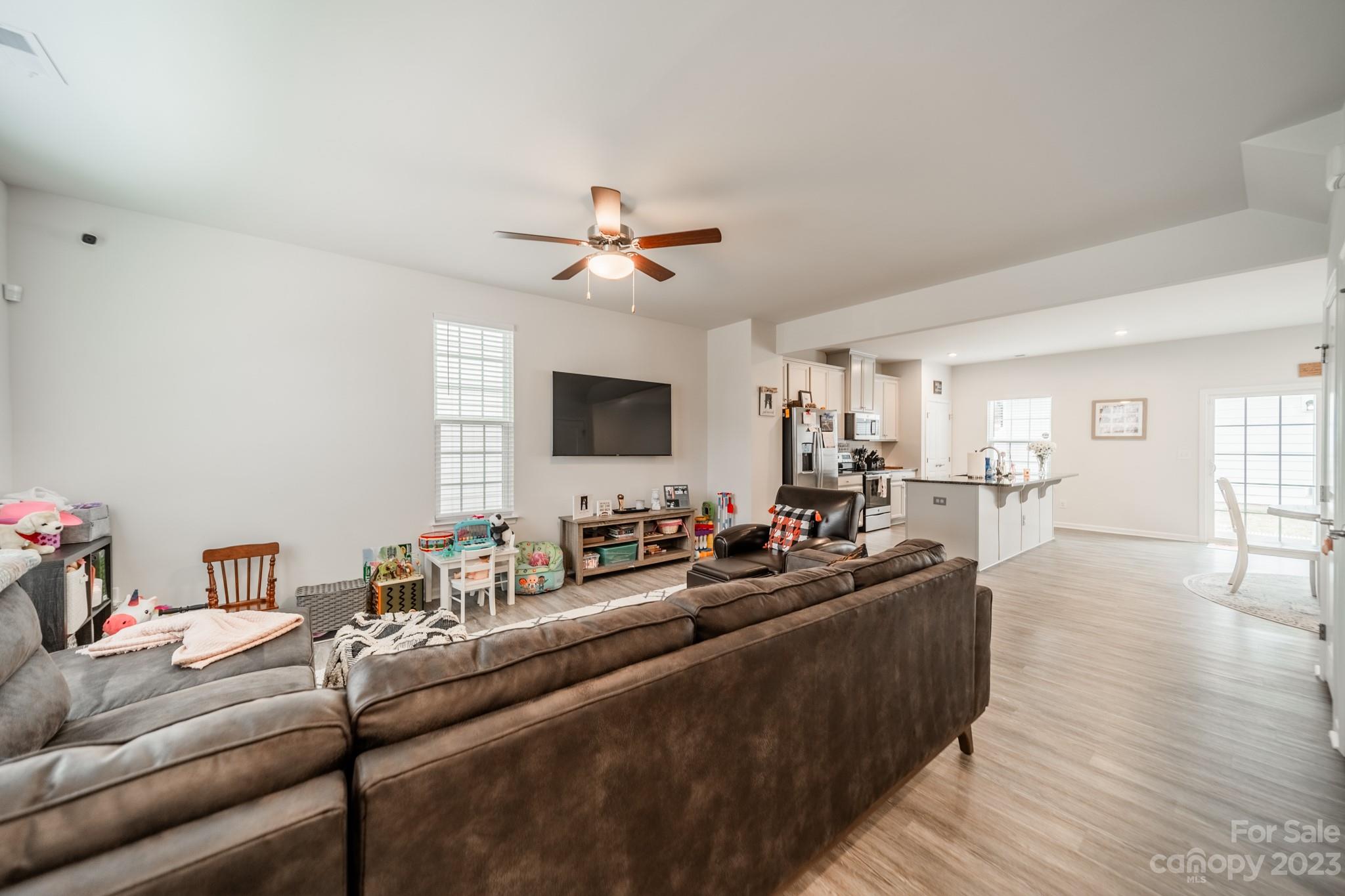 118 Hamrick Road Gastonia, NC 28056 - Photo 8 of 41 Gallery Image 8