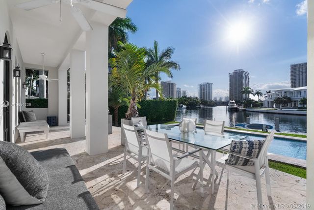 $6,600,000 | 126 Golden Beach Drive, Golden Beach, FL 33160