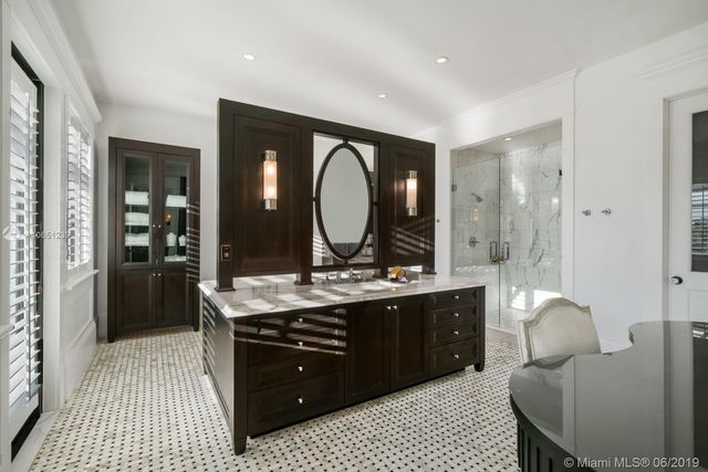 $6,600,000 | 126 Golden Beach Drive, Golden Beach, FL 33160