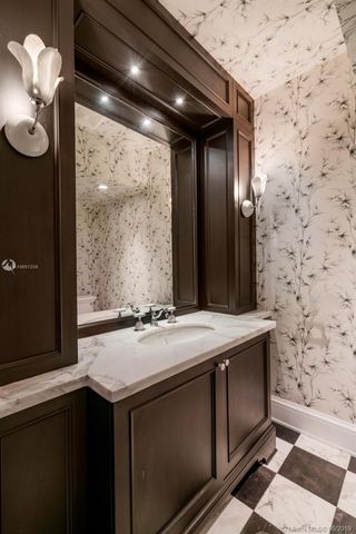 $6,600,000 | 126 Golden Beach Drive, Golden Beach, FL 33160