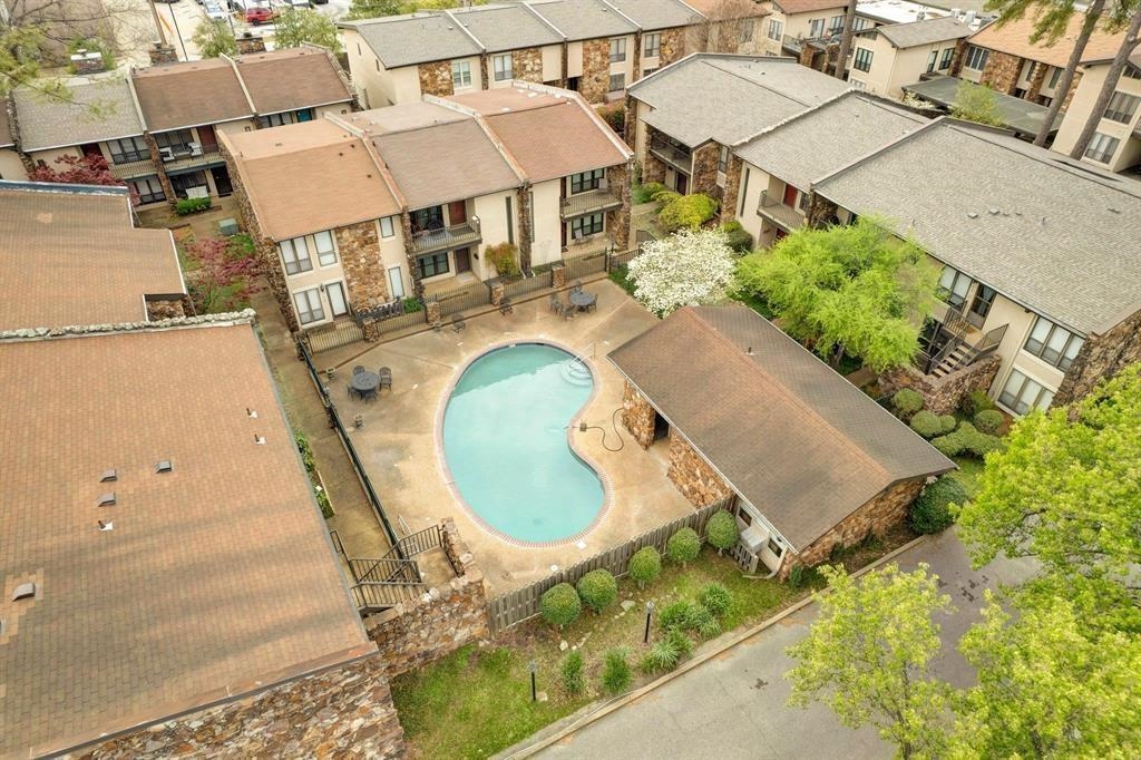 433 South Perkins Road, Unit 433 Memphis, TN 38117 - Photo 21 of 21 an aerial view of a house with a swimming pool