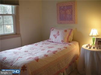 1685 Hampton Road Jenkintown, PA 19046 - Photo 10 of 12 Bedroom 2