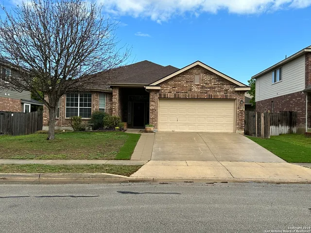 $1,800 | 142 Blue Sage Lane, Unit 6, Cibolo, TX 78108