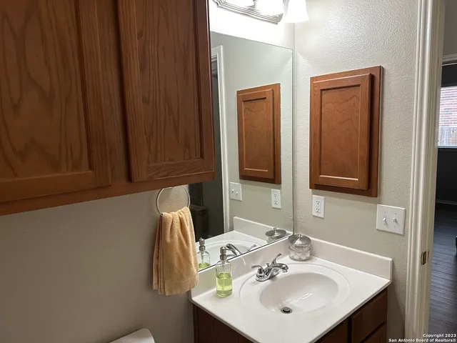 $1,800 | 142 Blue Sage Lane, Unit 6, Cibolo, TX 78108