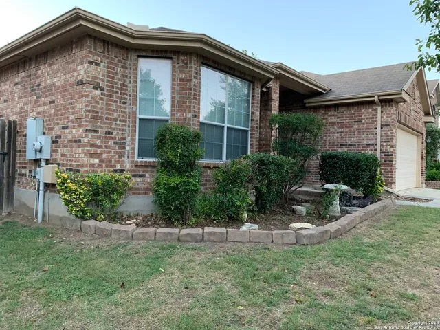 $1,800 | 142 Blue Sage Lane, Unit 6, Cibolo, TX 78108