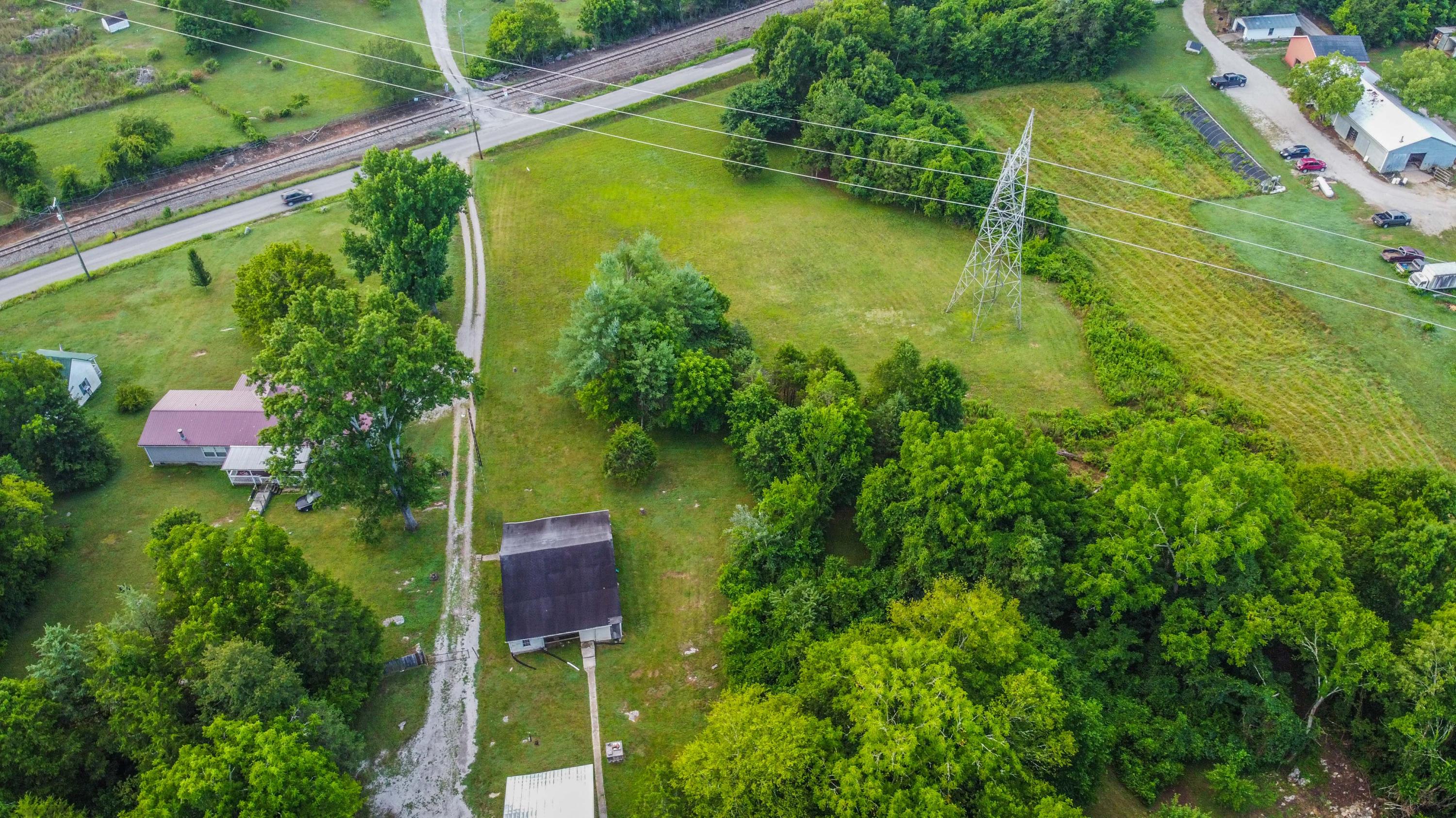 7905 Corryton Luttrell Road Corryton, TN 37721 - Photo 19 of 38 4F871AB4-DD09-483F-8F96-8B7454982236