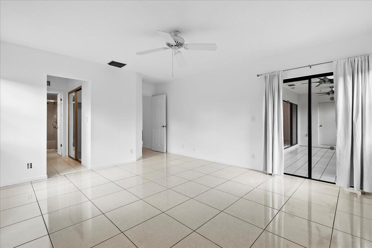 11004 Hidden Lake Place Boca Raton, FL 33498 - Photo 13 of 26 17-JLC_0156