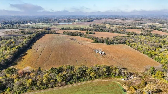 $8,385,000 | Hook Road, Lee's Summit, MO 64082