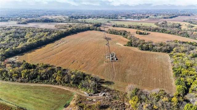 $8,385,000 | Hook Road, Lee's Summit, MO 64082