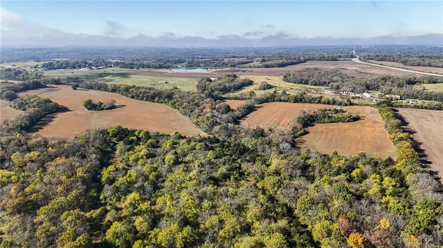 $8,385,000 | Hook Road, Lee's Summit, MO 64082