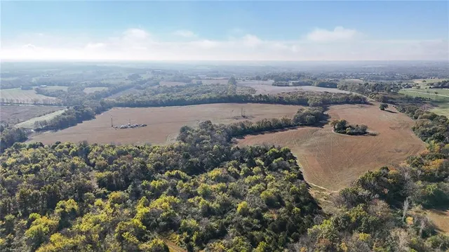 $8,385,000 | Hook Road, Lee's Summit, MO 64082