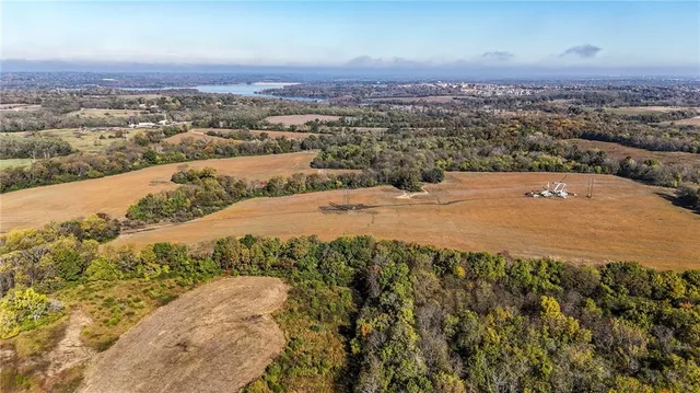$8,385,000 | Hook Road, Lee's Summit, MO 64082