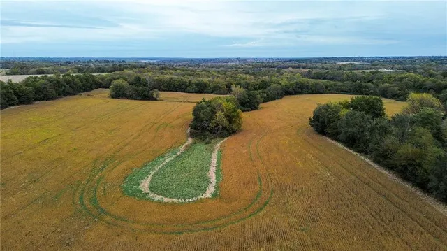 $8,385,000 | Hook Road, Lee's Summit, MO 64082