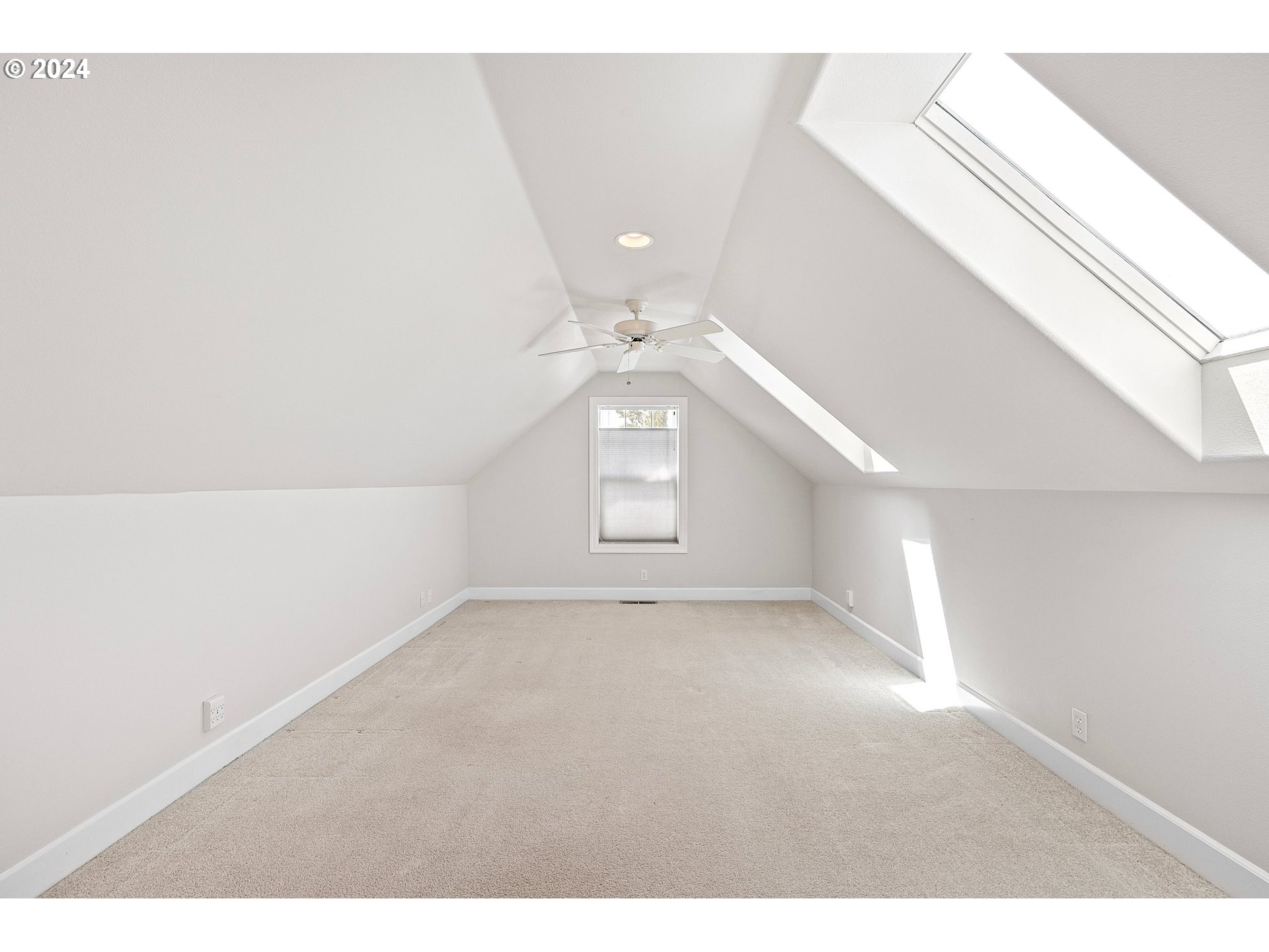 790 Old Orchard Lane Springfield, OR 97477 - Photo 38 of 46 a view of an empty room