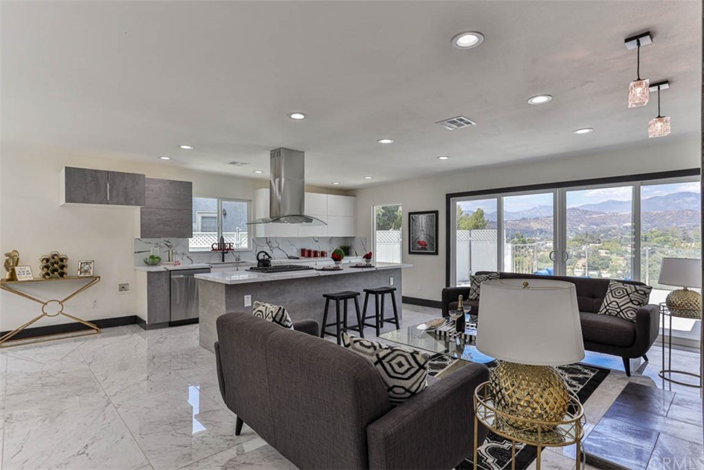 945 Oban Drive Los Angeles, CA 90065 - Photo 21 of 60