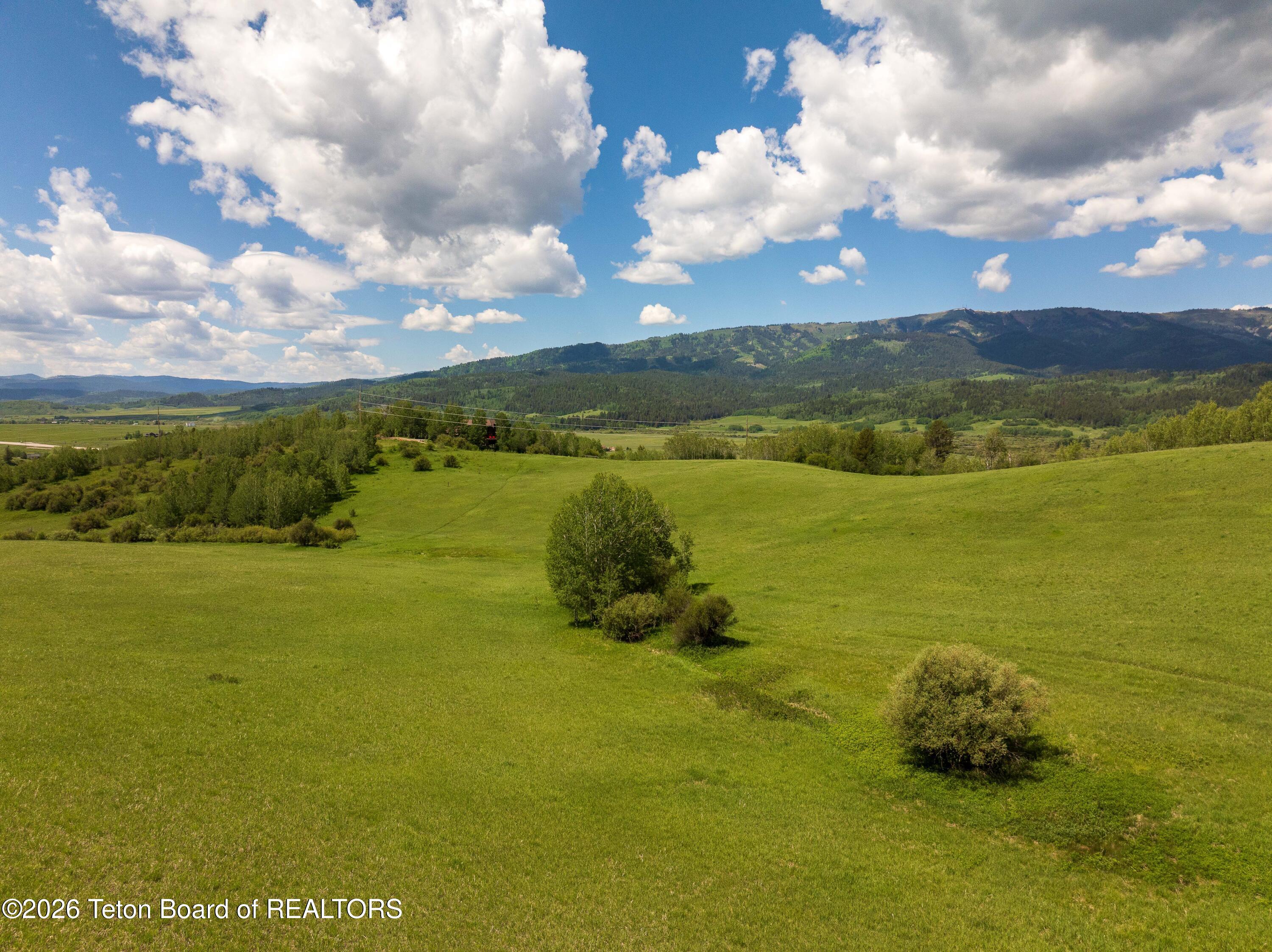 Falcon Drive Alpine, WY 83128 - Photo 16 of 18 DJI_20260601120310_0037_D