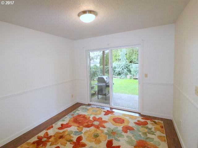 1286 South Cedar Loop Canby, OR 97013 - Photo 5 of 28 Gallery Image 5
