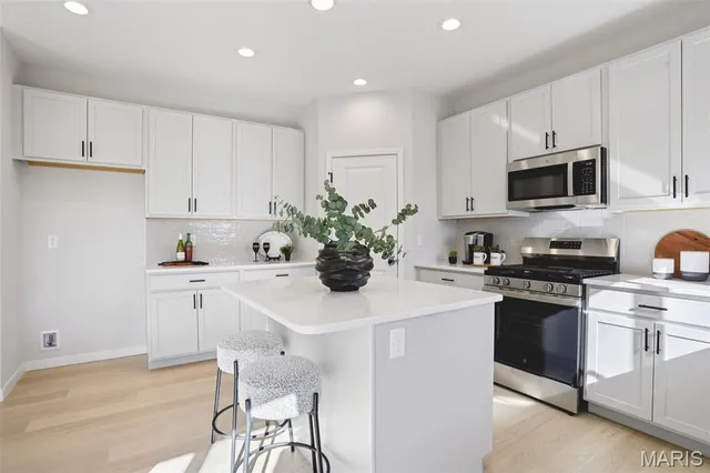 $442,889 | 3220 Quervo Lane, Arnold, MO 63010